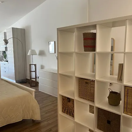 Domus Romea Apartment
