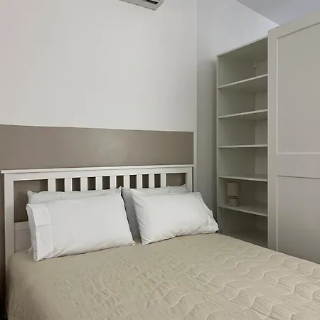 Apartment Domus Romea Rom